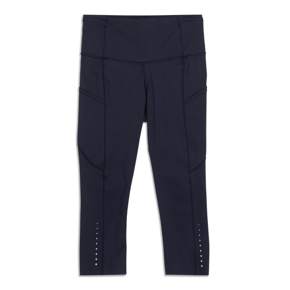 Lululemon Fast & Free Crop II *Nulux 19" BLACK Size 6 - Picture 2 of 14